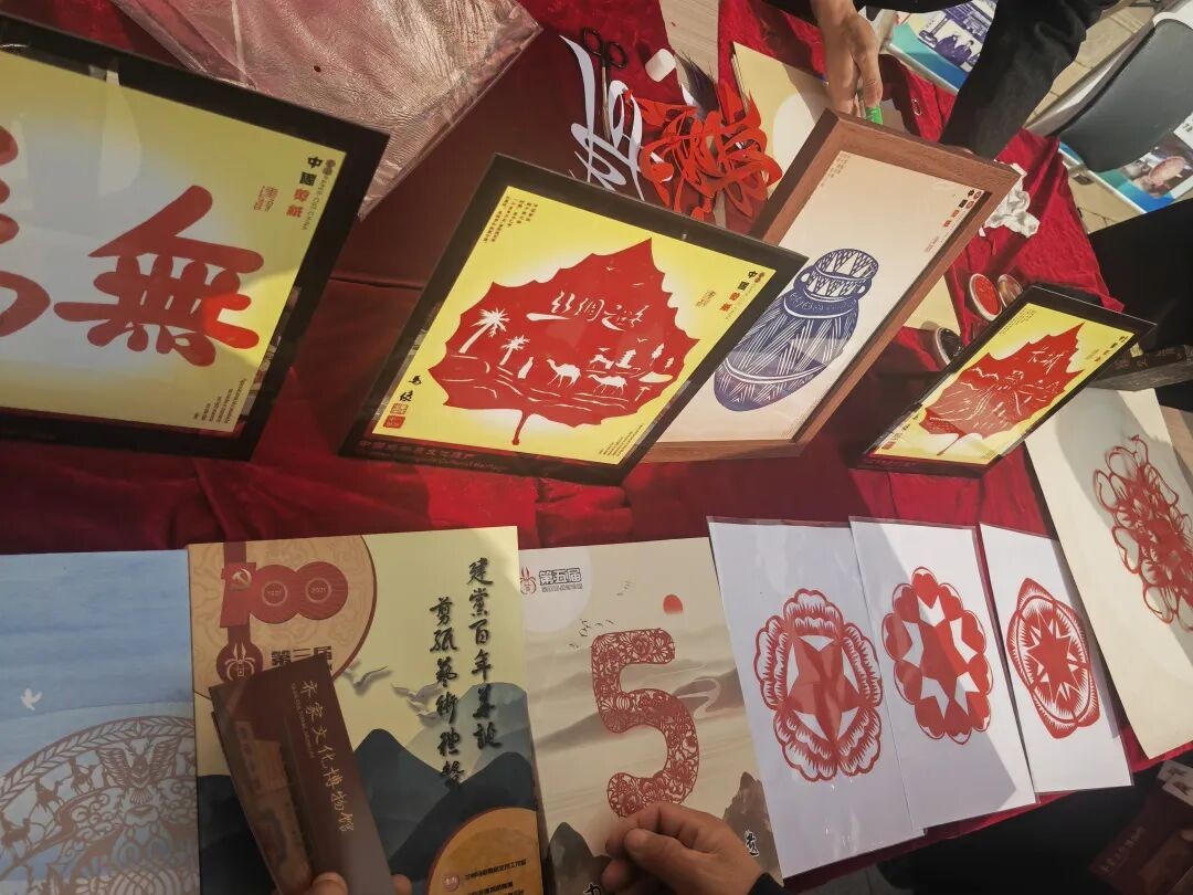 “欢度国庆·多彩广河”非遗展演