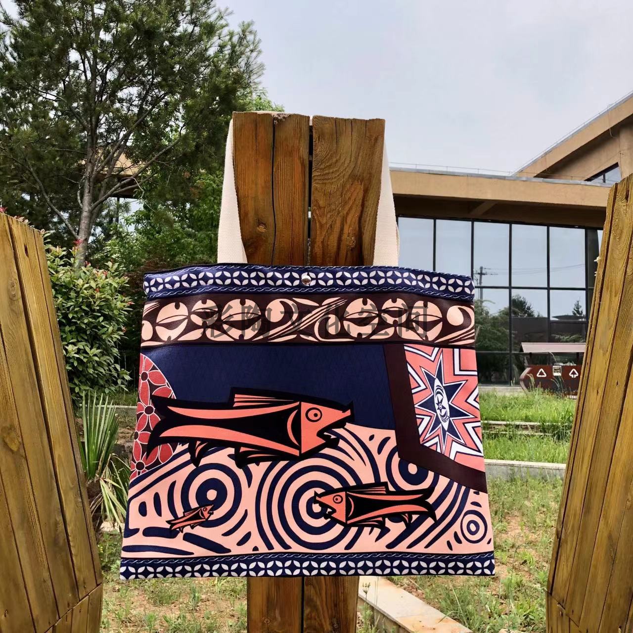 彩陶纹样帆布包